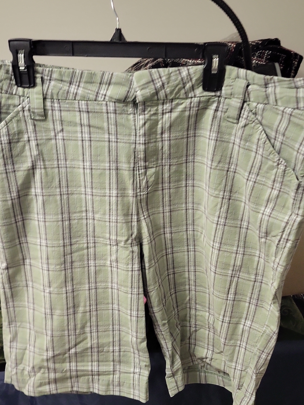 Lee Green Plaid Shorts with Subtle White Accents